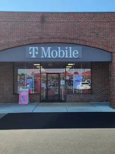 T-Mobile Locust & Fairfield Rd