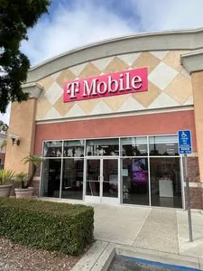 T-Mobile The Esplanade