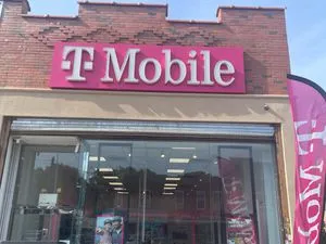 T-Mobile Rockaway & 97th