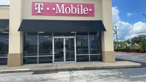 T-Mobile S Sr 19 & St Johns Ave