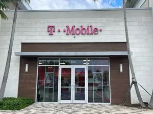 T-Mobile Donald Ross Rd & Alton Rd