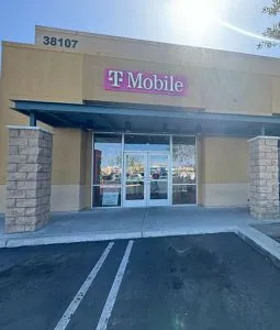 T-Mobile Ave R & 47th St