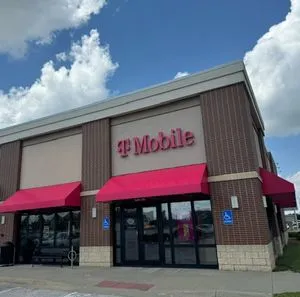 T-Mobile Shadowlake Towne Center