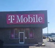 T-Mobile Kingshighway & Carroll