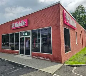 T-Mobile Rt 17 & Park Pl
