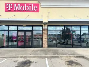 T-Mobile Lamar Ave & Loop 286