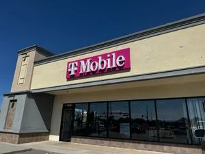 T-Mobile Cottonwood Dr & Parker Rd