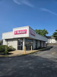 T-Mobile Brookpark & Ridge