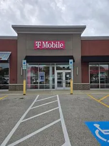 T-Mobile The Shoppes At Parma