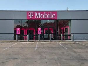 T-Mobile Main St & S 22nd St