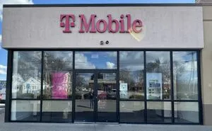 T-Mobile Newport Ave & Beverage Hill Av