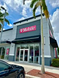 T-Mobile Pines & I-75