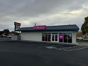 T-Mobile 20th & Court