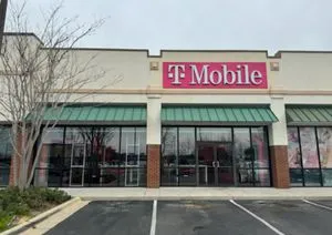 T-Mobile Bayou & 9th