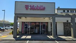 T-Mobile N Mcdowell Blvd & E Madison