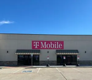 T-Mobile N Loop 340 & Research Ave