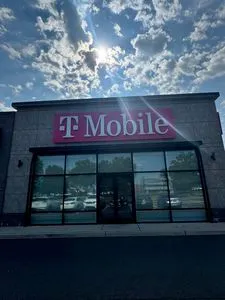 T-Mobile Roosevelt Blvd & Welsh Rd