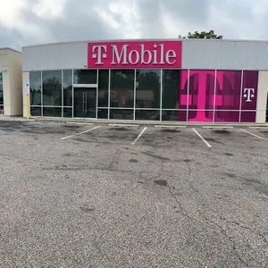 T-Mobile City Ave & Bryn Mawr Ave