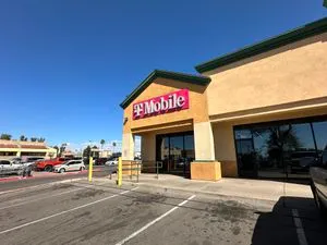 T-Mobile 75th & Thomas