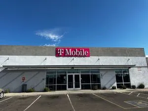 T-Mobile Mcdowell & 43rd