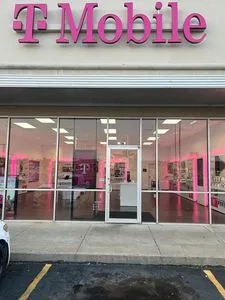 T-Mobile S Olive St & Mallard Loop