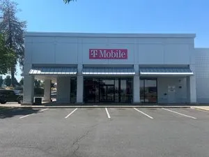 T-Mobile Hwy 20 & NE 27th St