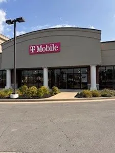 T-Mobile US 40 & Perry
