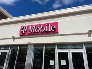 T-Mobile The Fountains