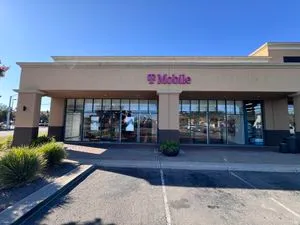 T-Mobile Johnson Dr & Owens Dr