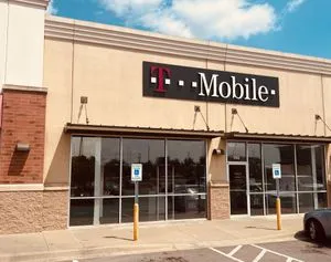 T-Mobile Hurricane Creek