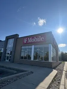 T-Mobile Westnedge & Ruth