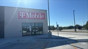 T-Mobile TX 35 N & Tiney Browning
