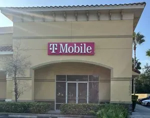 T-Mobile Taylor Rd & Summer Trees Rd