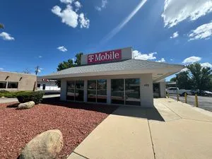 T-Mobile Iron Springs & Miller Valley