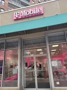 T-Mobile Junction Blvd & 57th