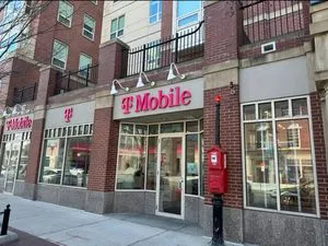 T-Mobile Hancock & Huntley