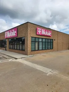 T-Mobile US 71 & MO 58