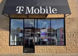 T-Mobile Eastern Bypass & Lancaster Ave