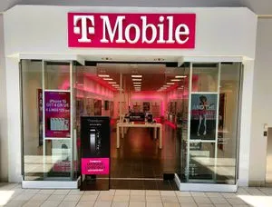 T-Mobile Chesterfield Town Center