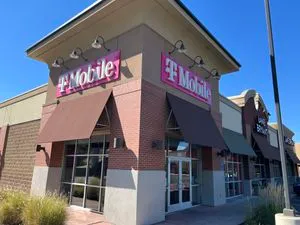 T-Mobile Riverdale East