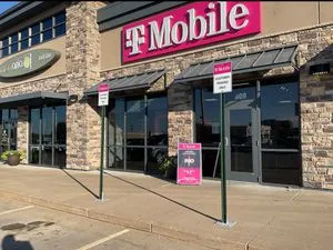 T-Mobile Middle Rd & I-74