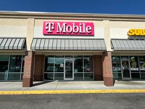 T-Mobile Vly Gateway Blvd & Carson Rd