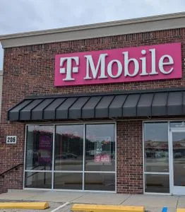 T-Mobile S Bishop Ave & Ridgeview Rd