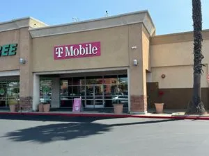 T-Mobile Rosemead Place Shopping Center