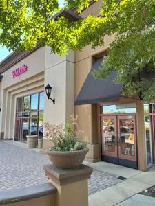 T-Mobile Douglas & Sierra College