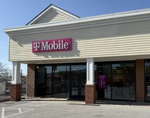 T-Mobile Main & Woodstock