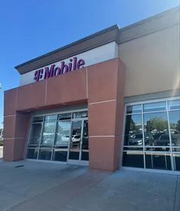 T-Mobile Howe & Hallmark