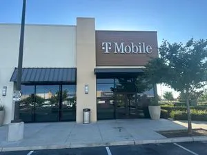 T-Mobile Delta Shores Cir S & N Retail Dr