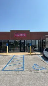 T-Mobile Telegraph Rd & Gebhardt Dr