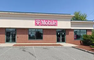 T-Mobile Highland Ave & Marlborough Rd